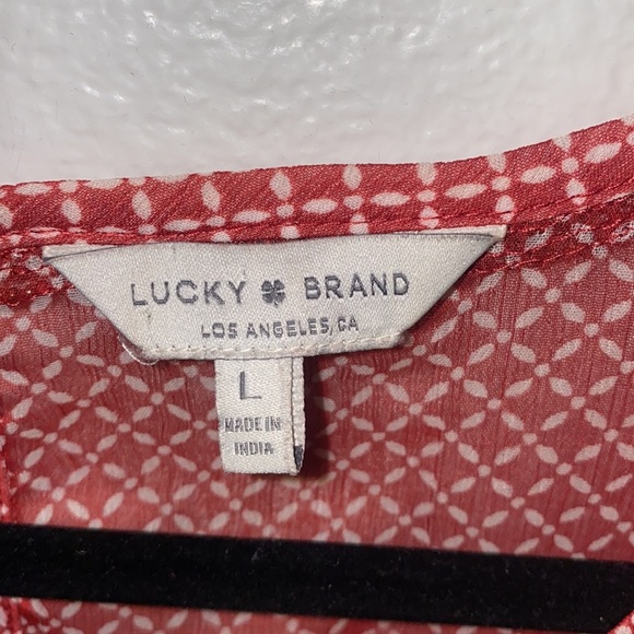 Lucky Brand Cold Shoulder Printed Flutter Sleeve Top - Picture 4 of 6